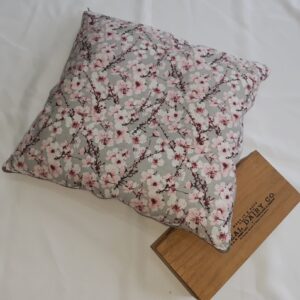 Coussin Transformable en Plaid Fleur de Cerisier