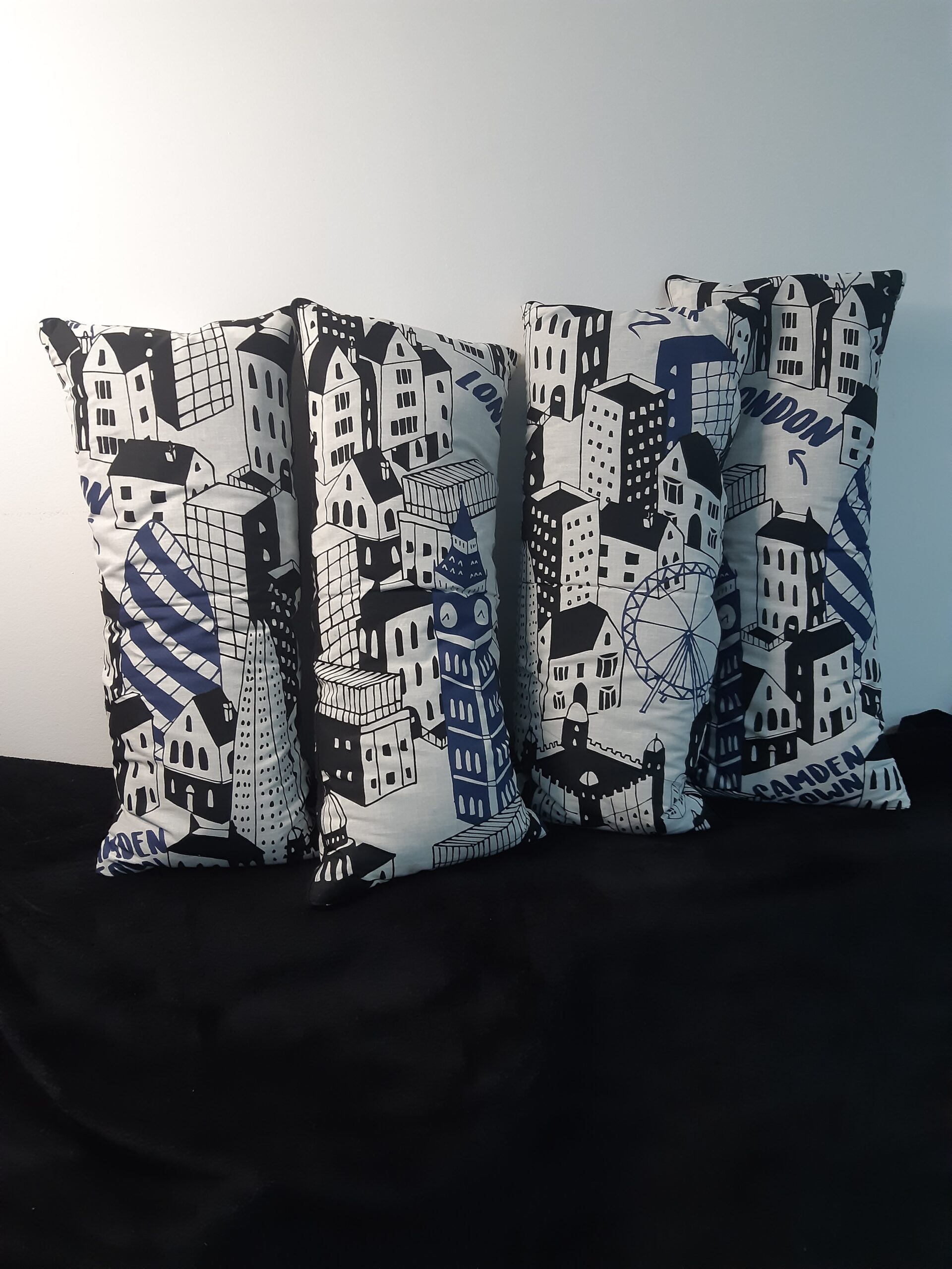 Coussin Transformable en Plaid London