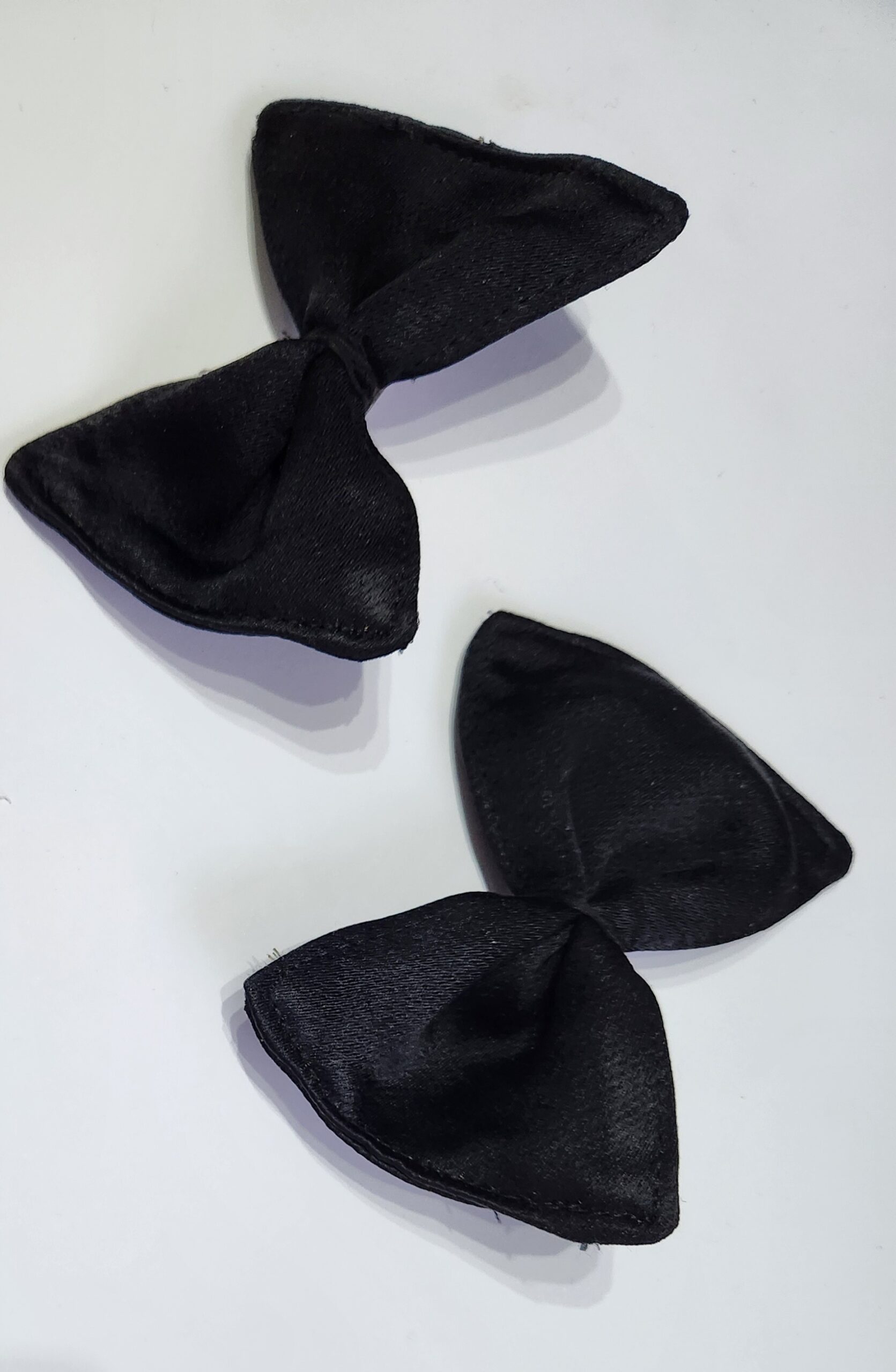 barrette en soie noir